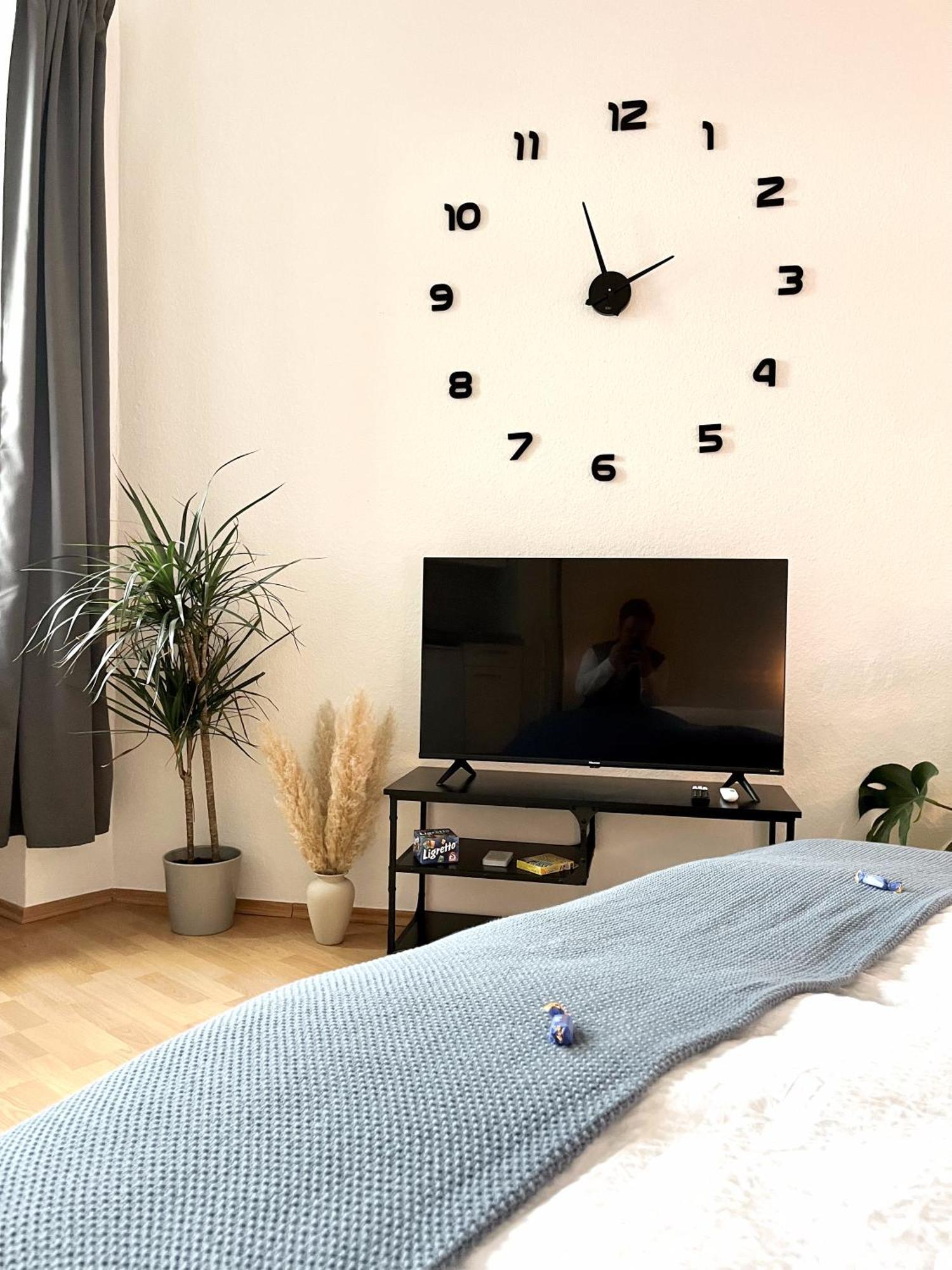 Endless: Mitten Im Zentrum Inkl. Stellplatz Schwerin  Esterno foto